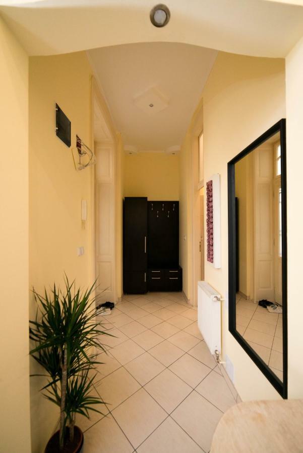 Rox Central Apartments 2 Тимишоара Экстерьер фото