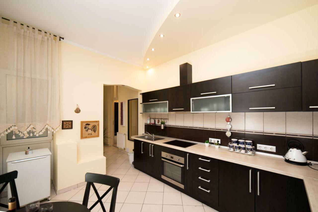 Rox Central Apartments 2 Тимишоара Экстерьер фото